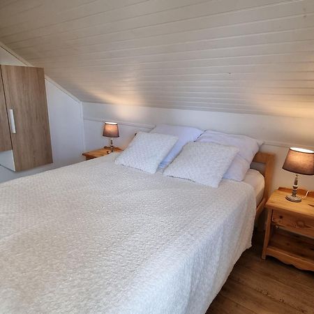 Chalet Vue Sous Cet Angles Exteriör bild